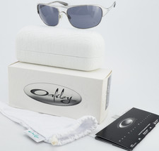 OAKLEY Lunettes de soleil