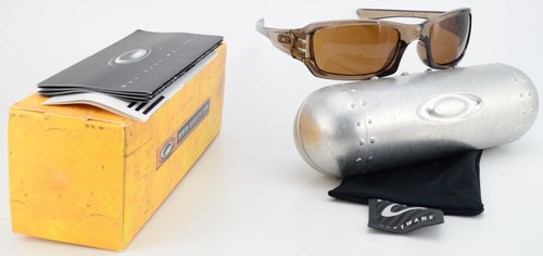 Lunettes soleil oakley - de,